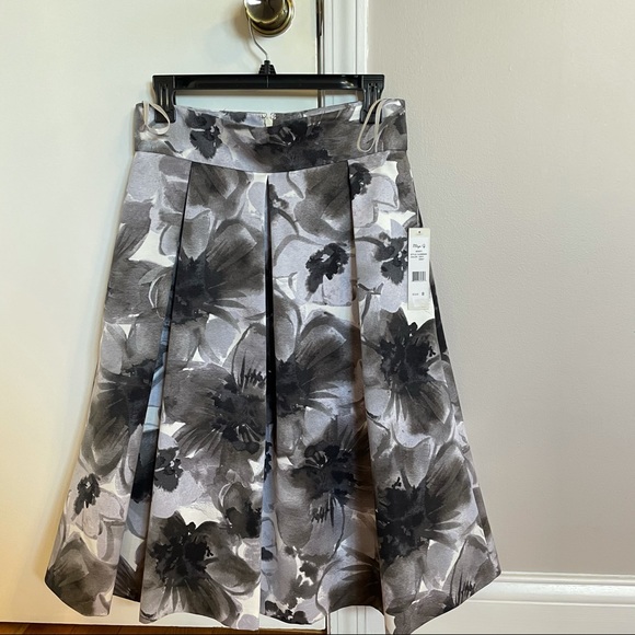 Eliza J Skirt - Picture 1 of 8